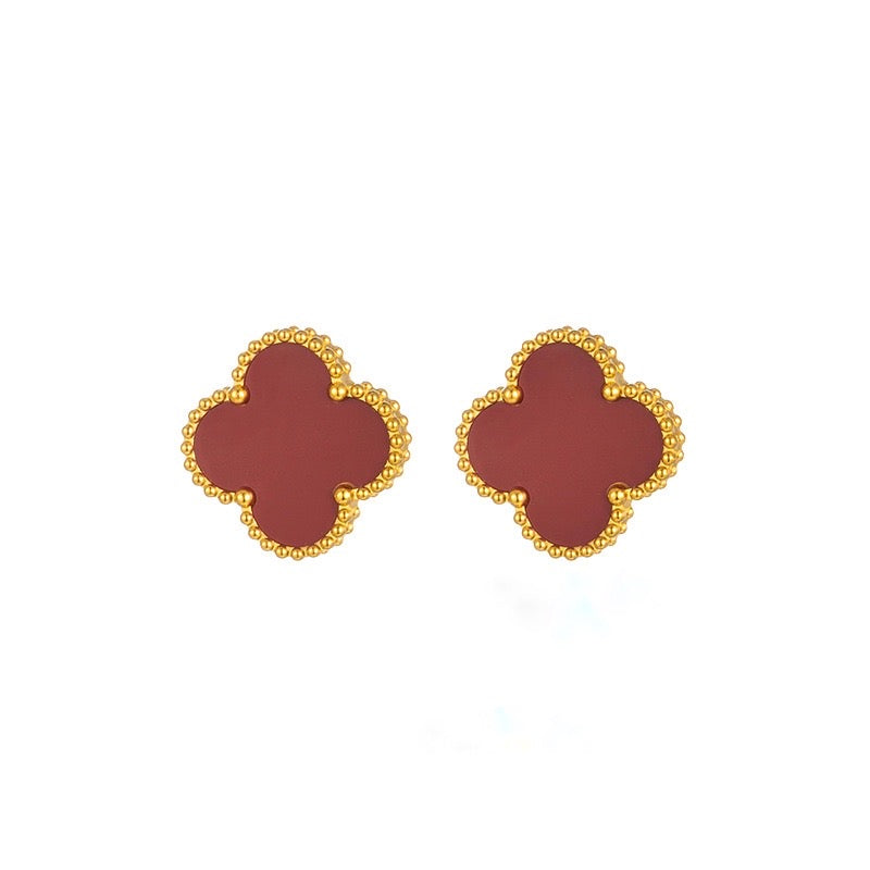 Aretes Clover
