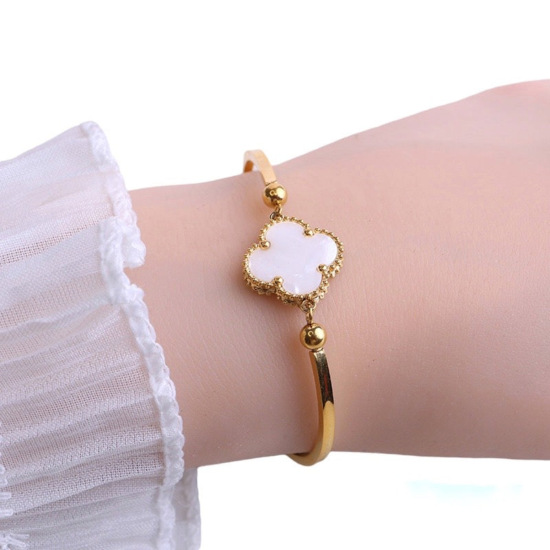 Pulsera Trébol